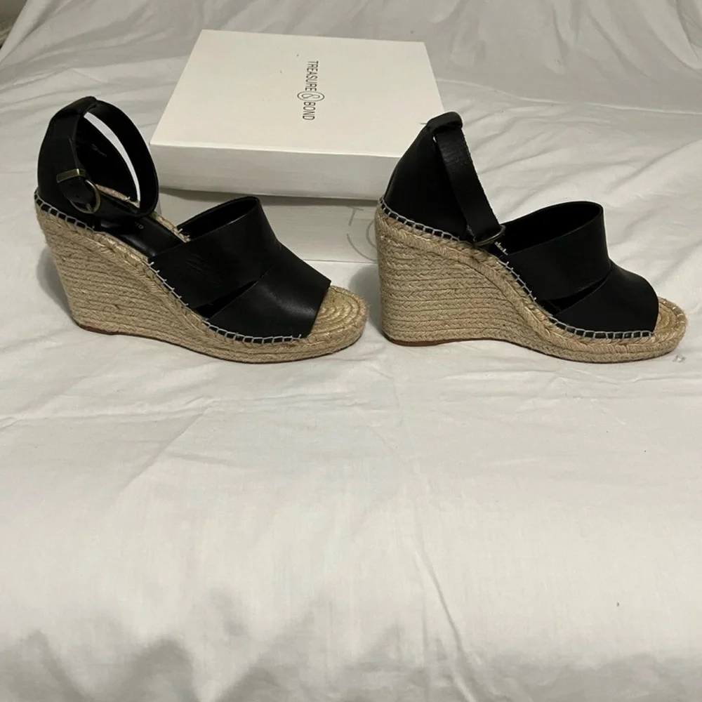 Treasure & Bond Black Leather Sannibel Wedges EUC